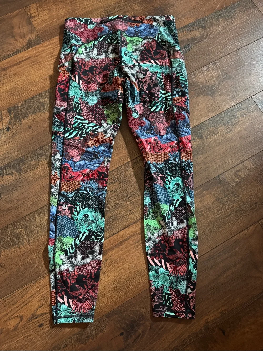 lululemon athletica Multicolor Floral & Tropical Print Leggings
